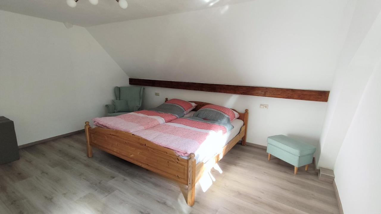 Gasthof Adler Ferienwohnung Ichenhausen Exteriör bild