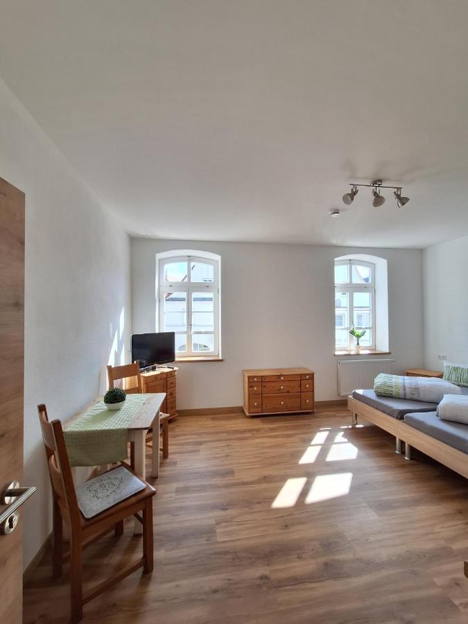 Gasthof Adler Ferienwohnung Ichenhausen Exteriör bild